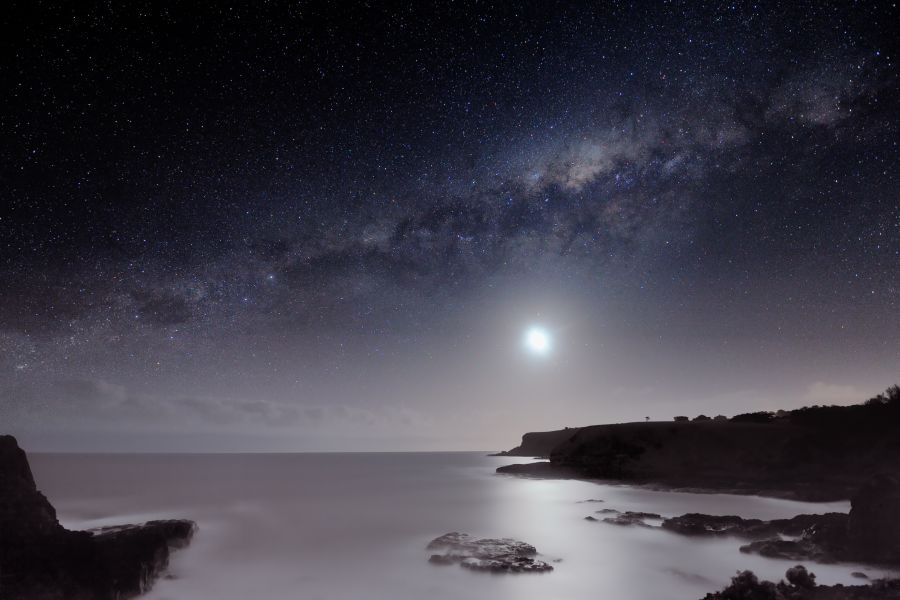 04-milky-way-and-moonglow