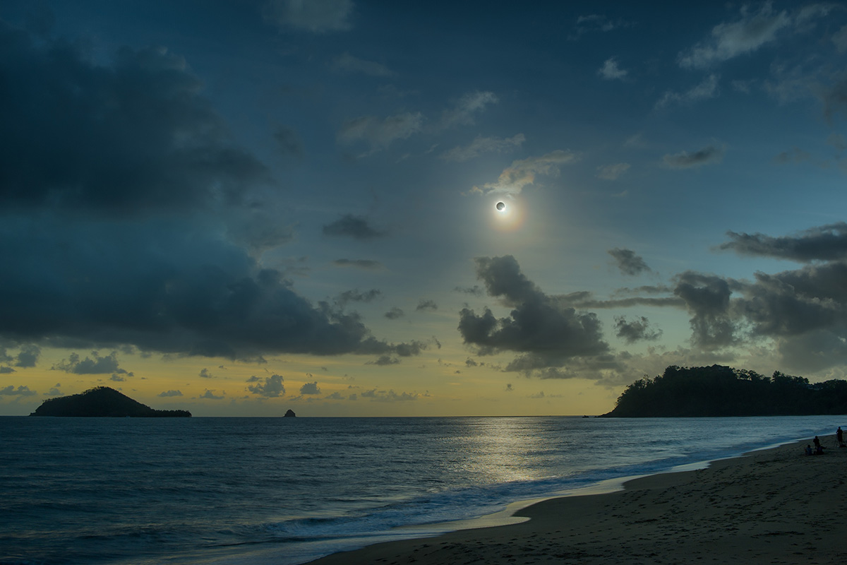 diamond-ring-ellis-beach